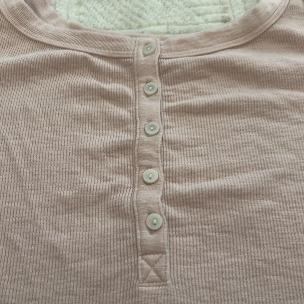 Aerie light pink tank top, worn a handful of times, like new - Picture 3 of 3